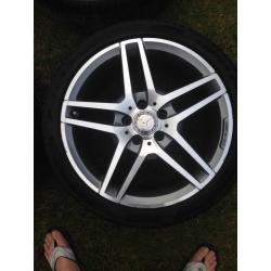 x4 Mercedes AMG 18" staggered alloys with Pirelli tyres