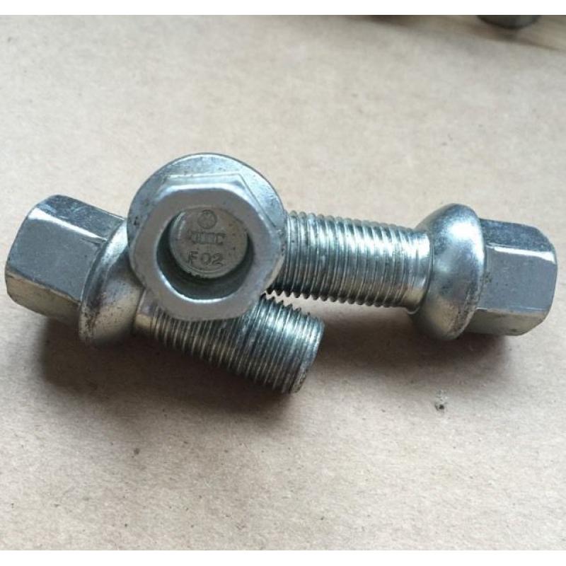 16 Genuine Audi VW Wheel M14x1.5 Bolts New