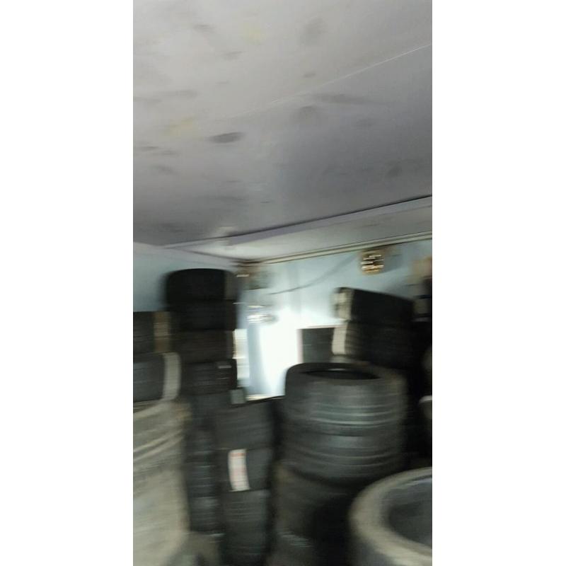 Container