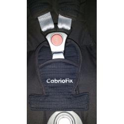 Maxi Cosi Cabriofix Car Seat and Easy Base 2