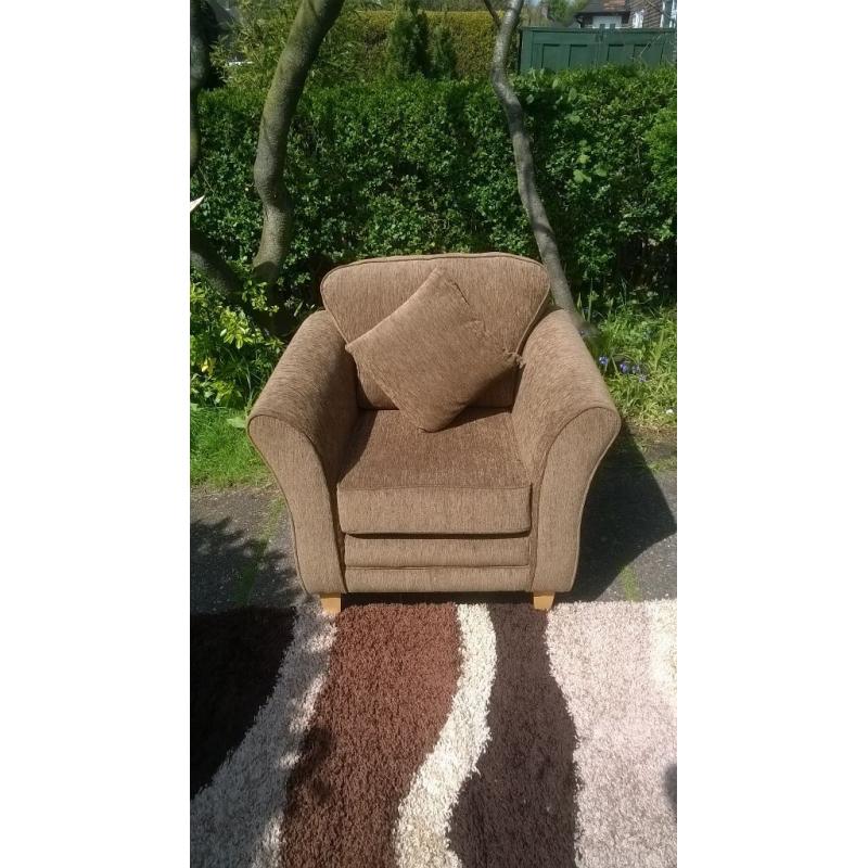 New Chocolate Natural Fabric Arm Chair