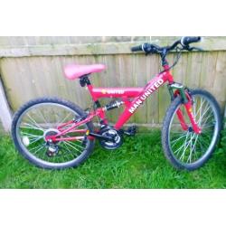 mountain bike 24" wheels man united mint condition