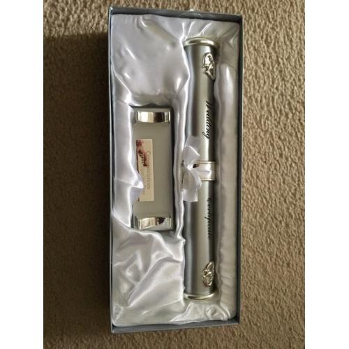 Marriage certificate holder
