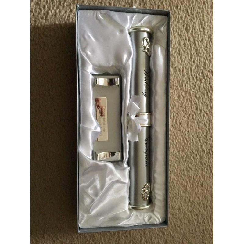 Marriage certificate holder
