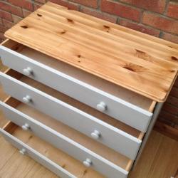 URGENT!! Modern chest of drawers -PINE