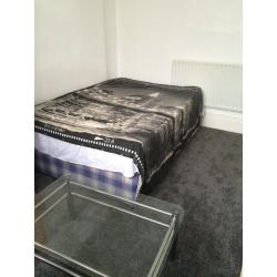 Lovely double room with bills all included