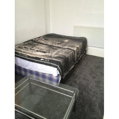 Lovely double room with bills all included