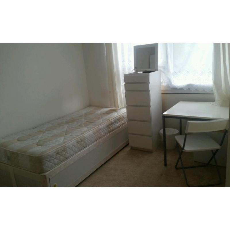 Double size room for one female or a couple