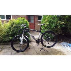 Specialized Rockhopper SL + Accessories