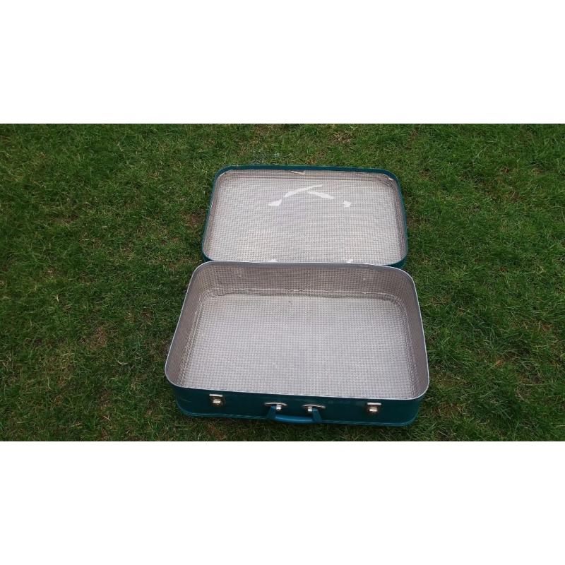 Foxcrof Vintage/retro suitcase by Antler - turquoise colour 61x42x17cm