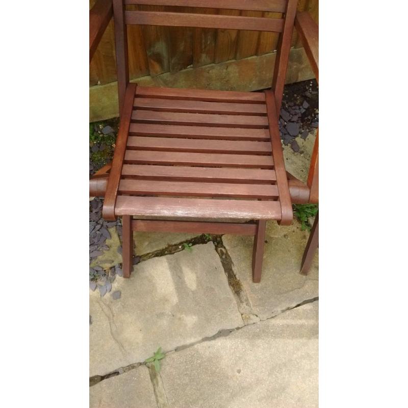 2 x folding, wooden garden chairs for sale - sturdy but would benefit from a bit of wood staining)