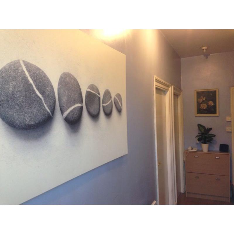 BRIGHT AND BIG DOUBLE ROOM TO RENT