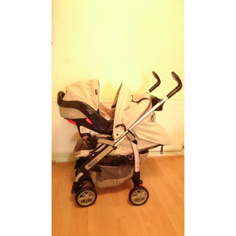 Used Graco Cleo travel system, good and clean condition