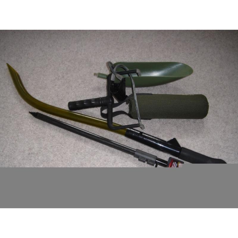 Carp fishing tackle items