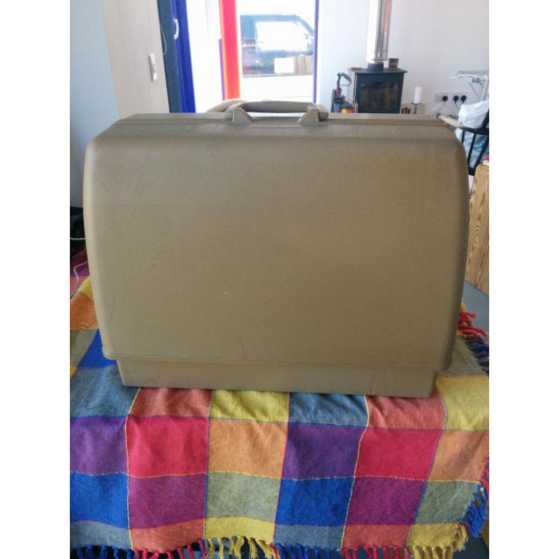 New Home vintage heavy duty sewing machine