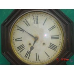 ANTIQUE WALL CLOCK
