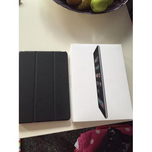 Apple Ipad Air 16GB Space Grey
