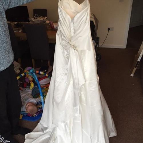 Wedding dress and veil