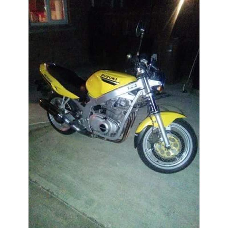 Suzuki gs 500
