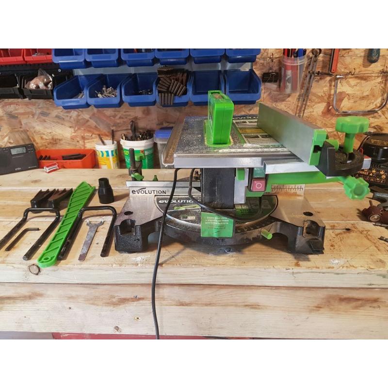 Evolution 230/240 volt 210mm TCT, Multi Purpose Mitre Bench Saw in excellent condition