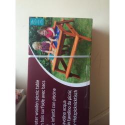 Childrens wooden picnic table /sand & water brand new