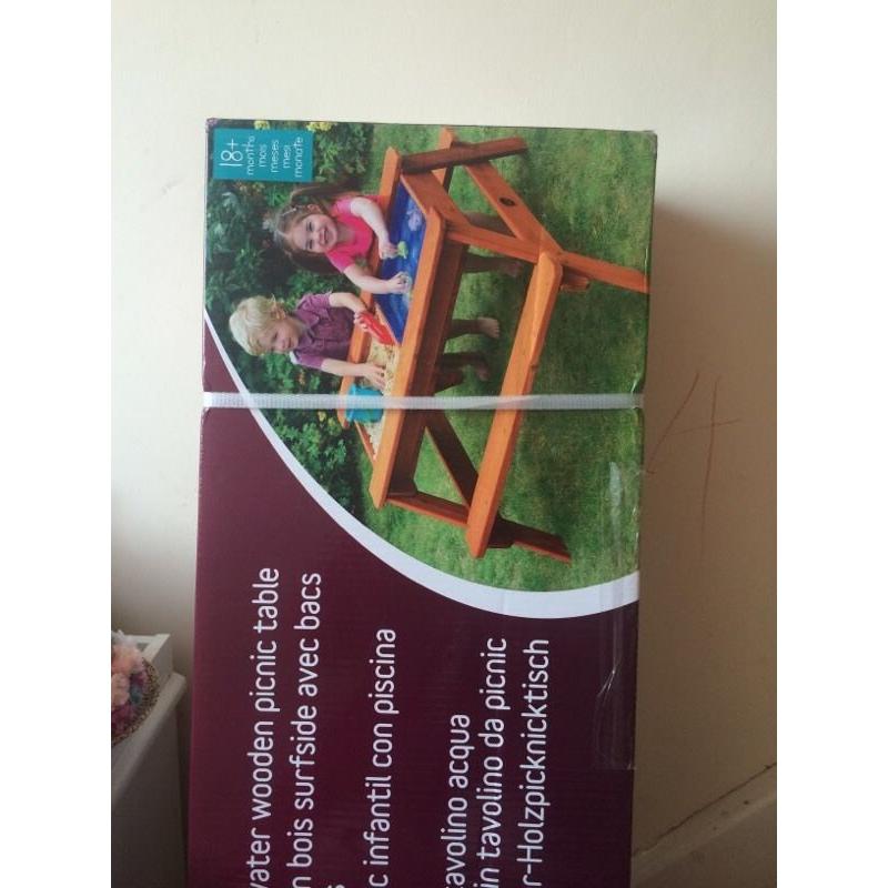 Childrens wooden picnic table /sand & water brand new