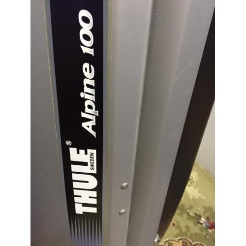 Thule Alpine 100 roof box storage