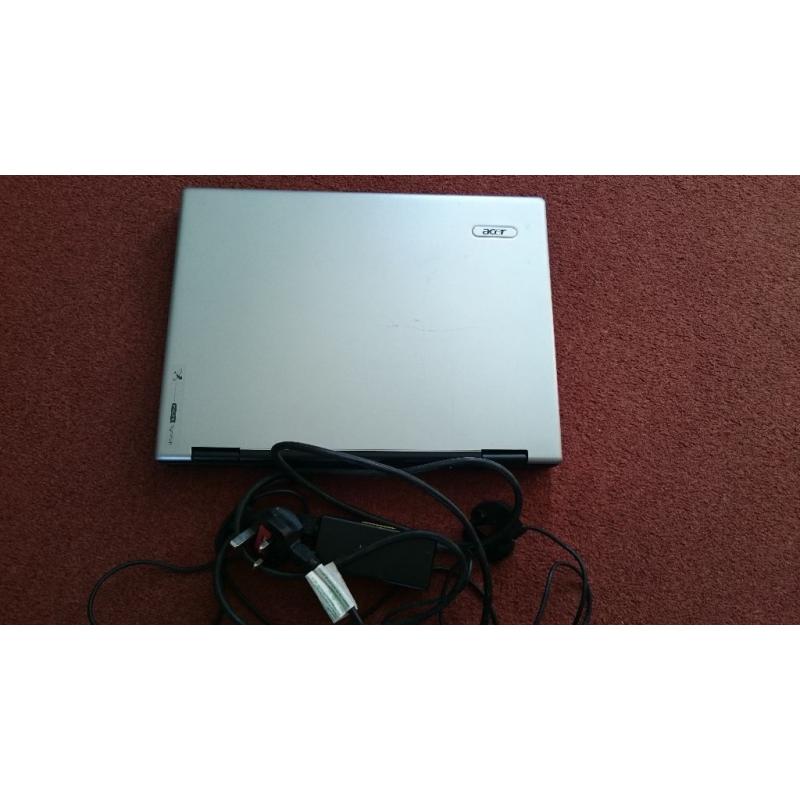 Laptop *REDUCED* Acer Aspire 3613WLMi 60GB Hard Drive, 1.5GB Memory, Charger. For Spares And Repairs