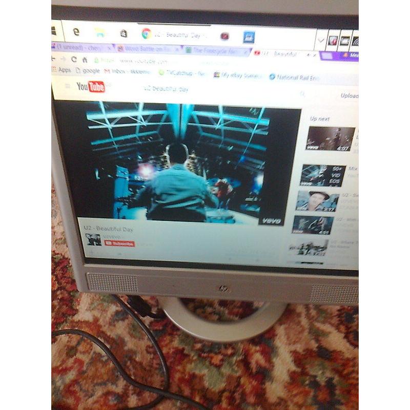 HP V 17 Colour Monitor