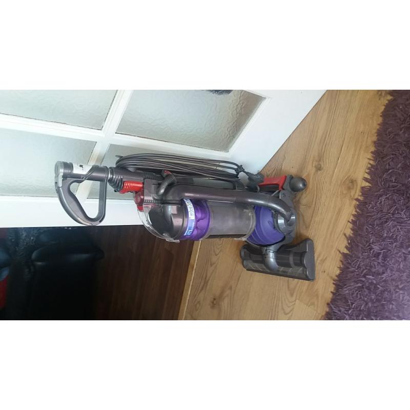 Dyson dc24 rollerball Hoover