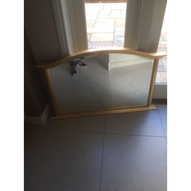 Gold mirror