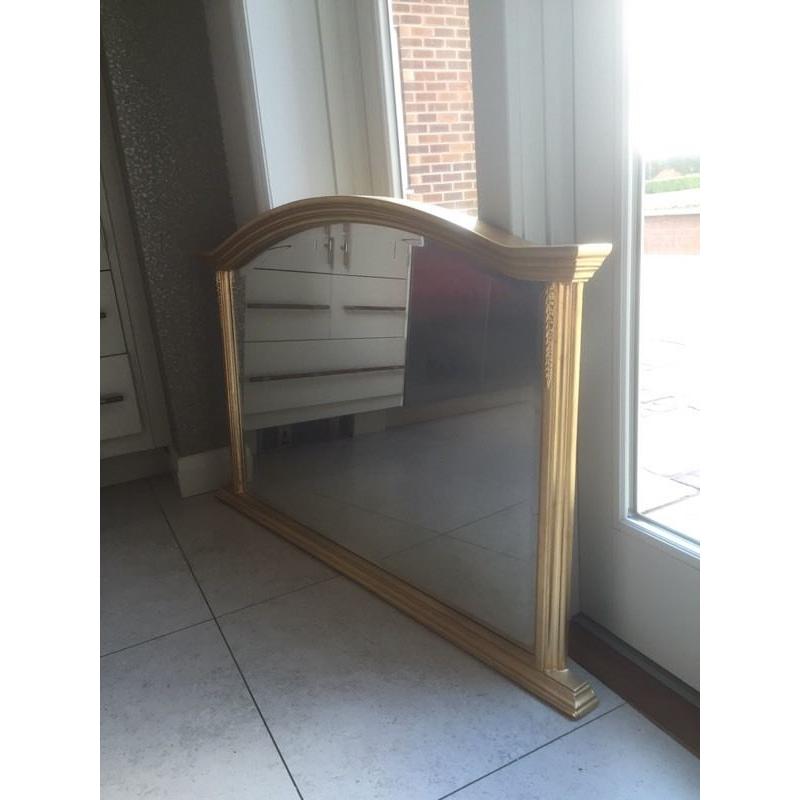 Gold mirror
