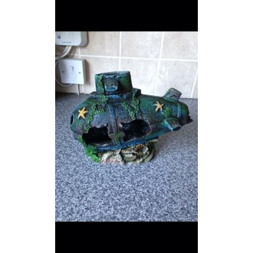 Fish tank accessories