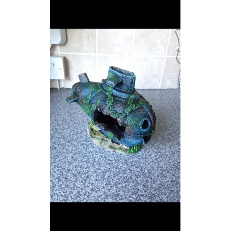 Fish tank accessories