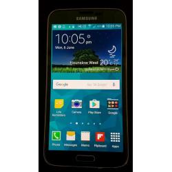 Samsung Galaxy S5 Gold, Unlocked, Good condition with Original box, charger and cases