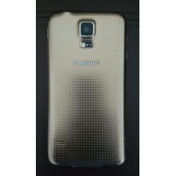 Samsung Galaxy S5 Gold, Unlocked, Good condition with Original box, charger and cases