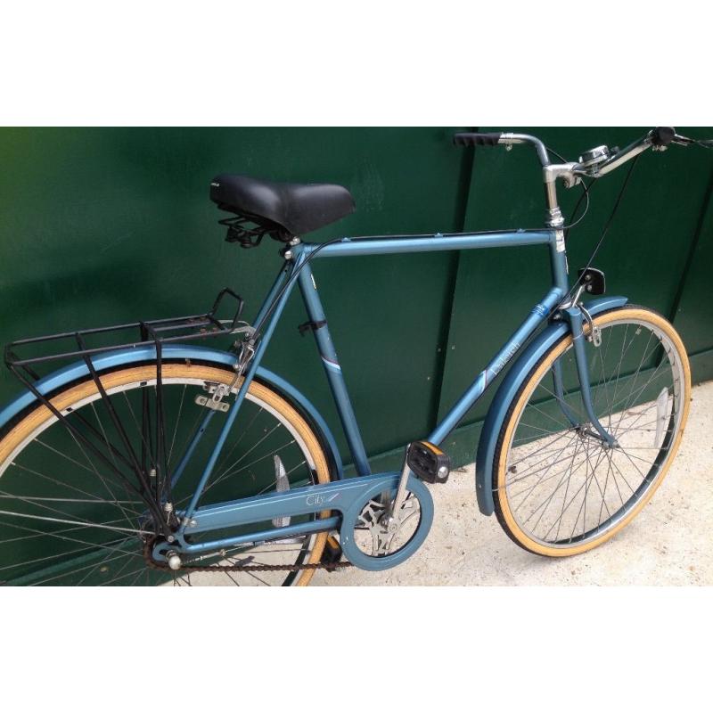 62cm Vintage Classic Raleigh City Large frame road town bike 3 speed good condition bicycle mudguard
