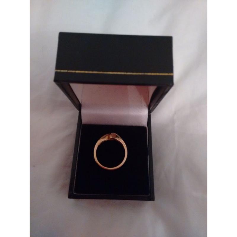 9ct yellow gold diamond solitiare ring