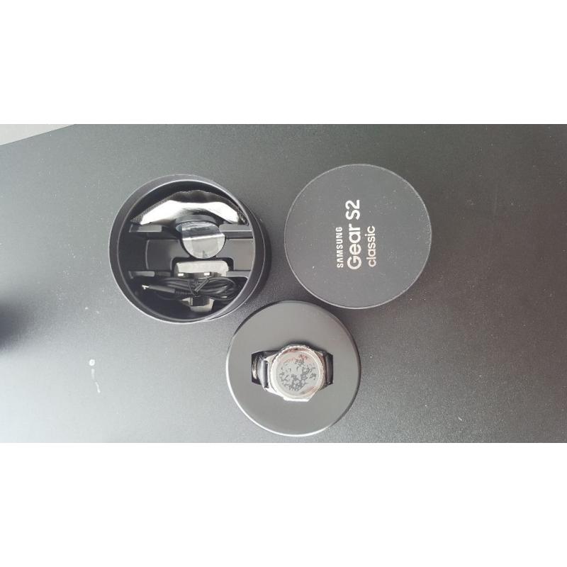 Samsung Galaxy Gear S2 Classic Smart Watch