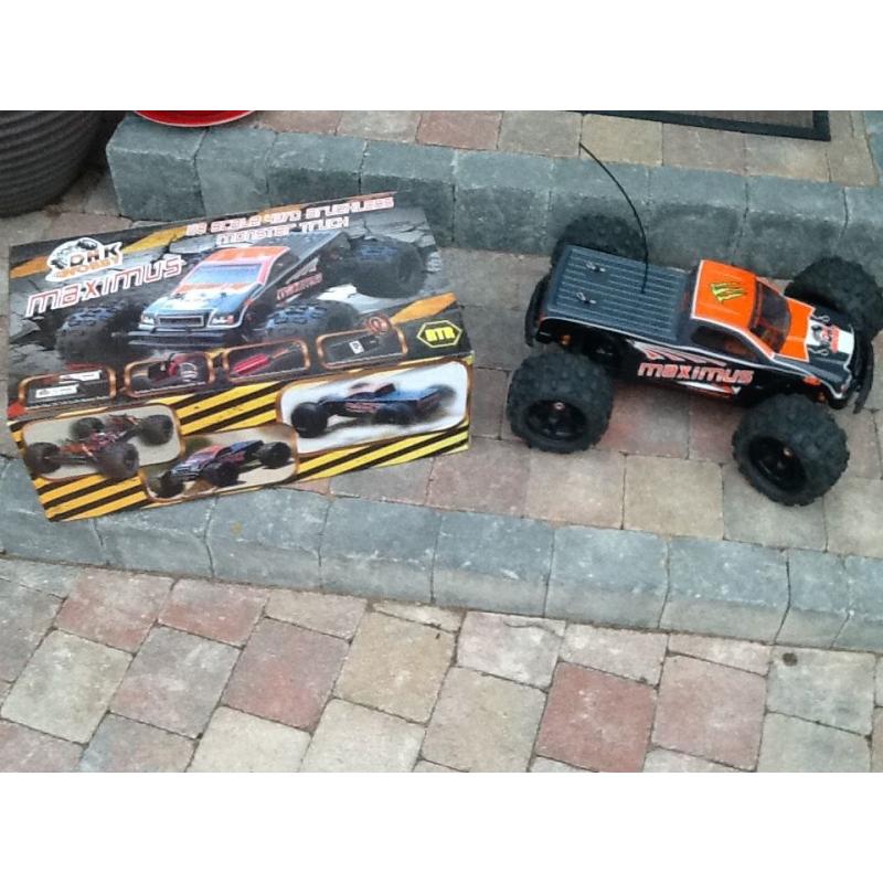 Remote Control 4x4 Truck Lippo Electric RTR HUGE 1/8th Scale