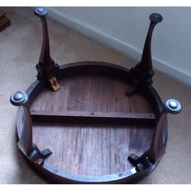 Round Occasion/Lamp Table