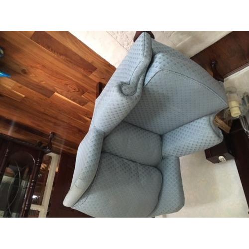 3,2,1 suite in wedge wood blue material