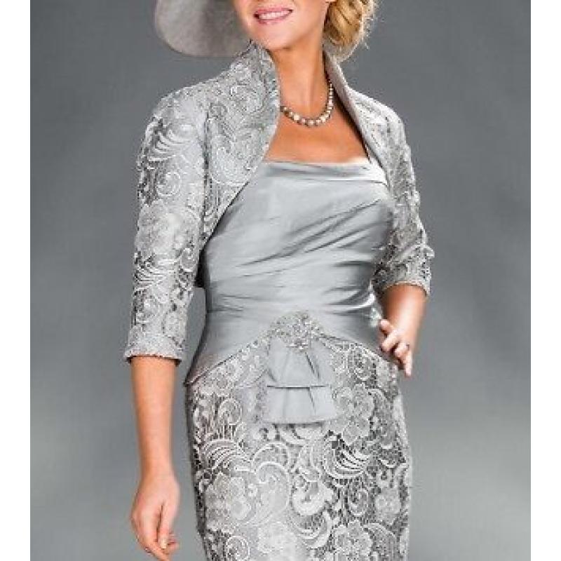 DESIGNER SPECIAL OCCASION DRESS OUTFIT!