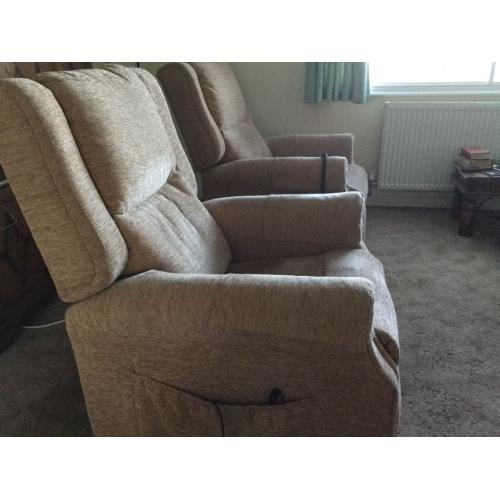 Tilt in Space Chair. Riser recliner. Dual control. The Hamilton. Beige fabric. V good condition.
