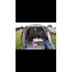 Spacious tent sleep 4 man