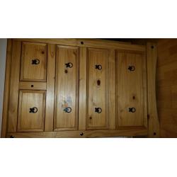 Chest drawers and bedside cabinets