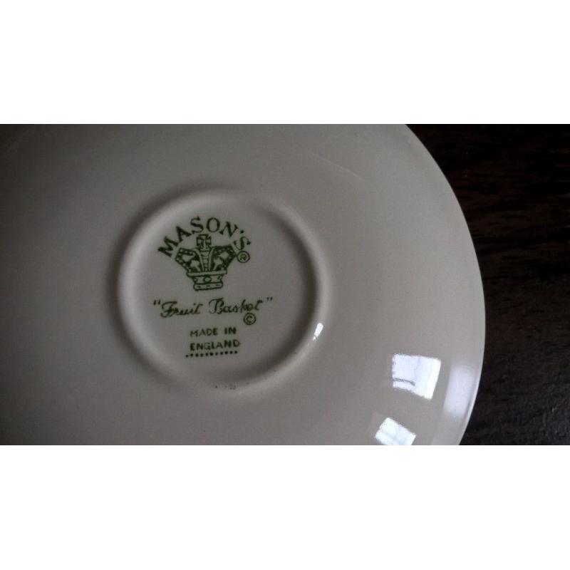 Masons green basket teacups and saucers x2