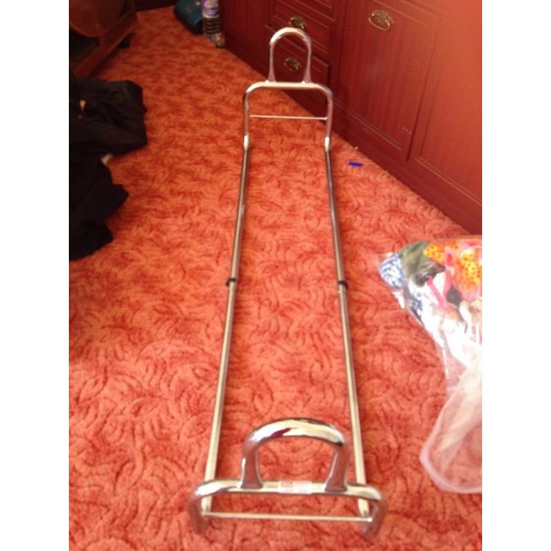 Bedstick with loop grips