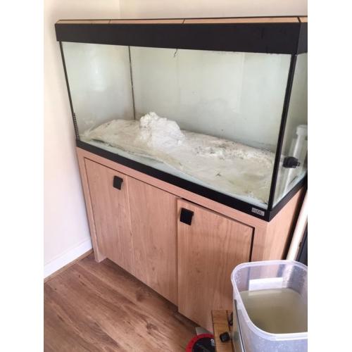 180 litre fish-tank + cabinet for sale