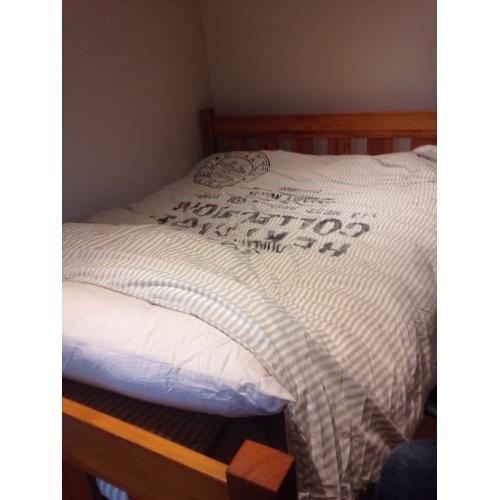 Modern Apartment Clearance - down sizing so I have loads of items for sale